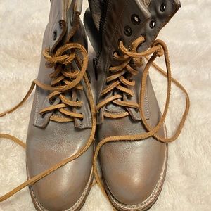 freebird boots 8-Cavalier Gravel Color.